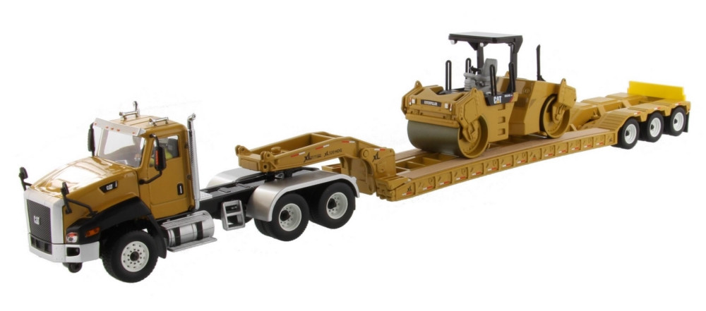 Die Cast Masters 1/50 CAT Tractor & Trailer with CB-534D XW Comp